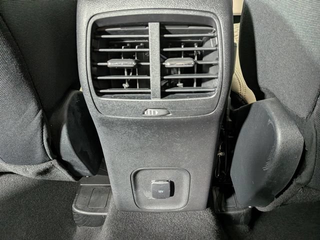 Used 2020 Ford Escape SE FWD image 25