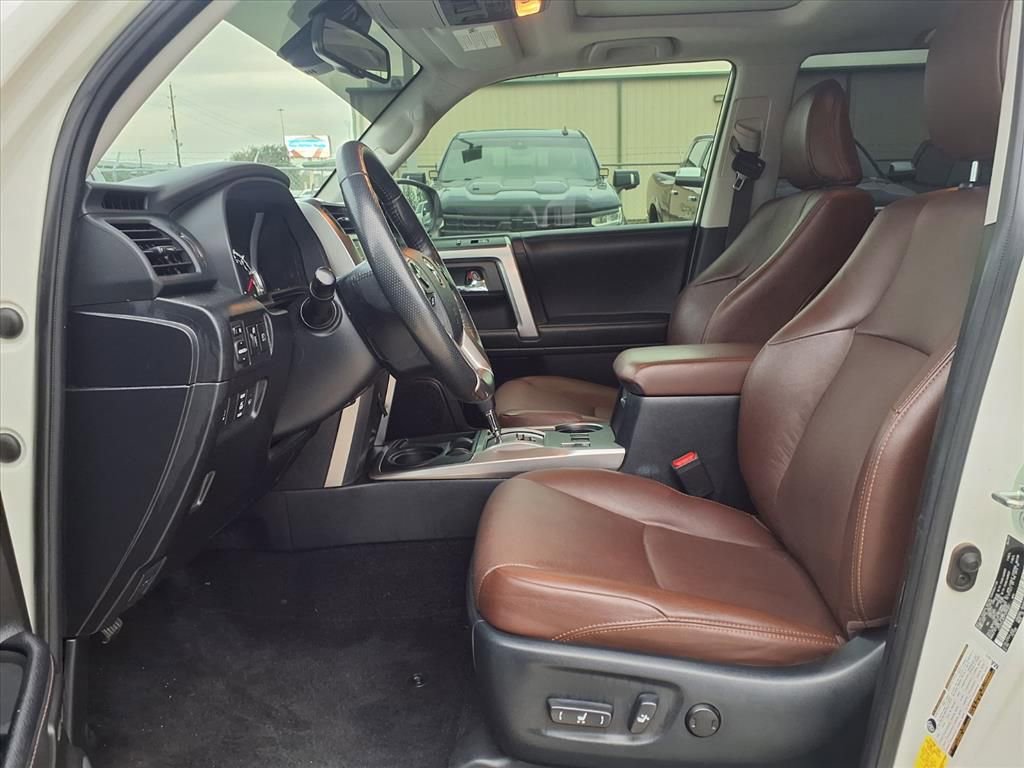 Used 2023 Toyota 4Runner Limited image 15