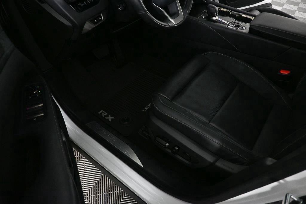 Used 2023 Lexus RX 350 FWD w/ Accessory Package image 7