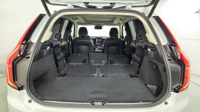 New 2026 Volvo XC90 T8 Plus w/ Protection Package AWD/4WD image 43