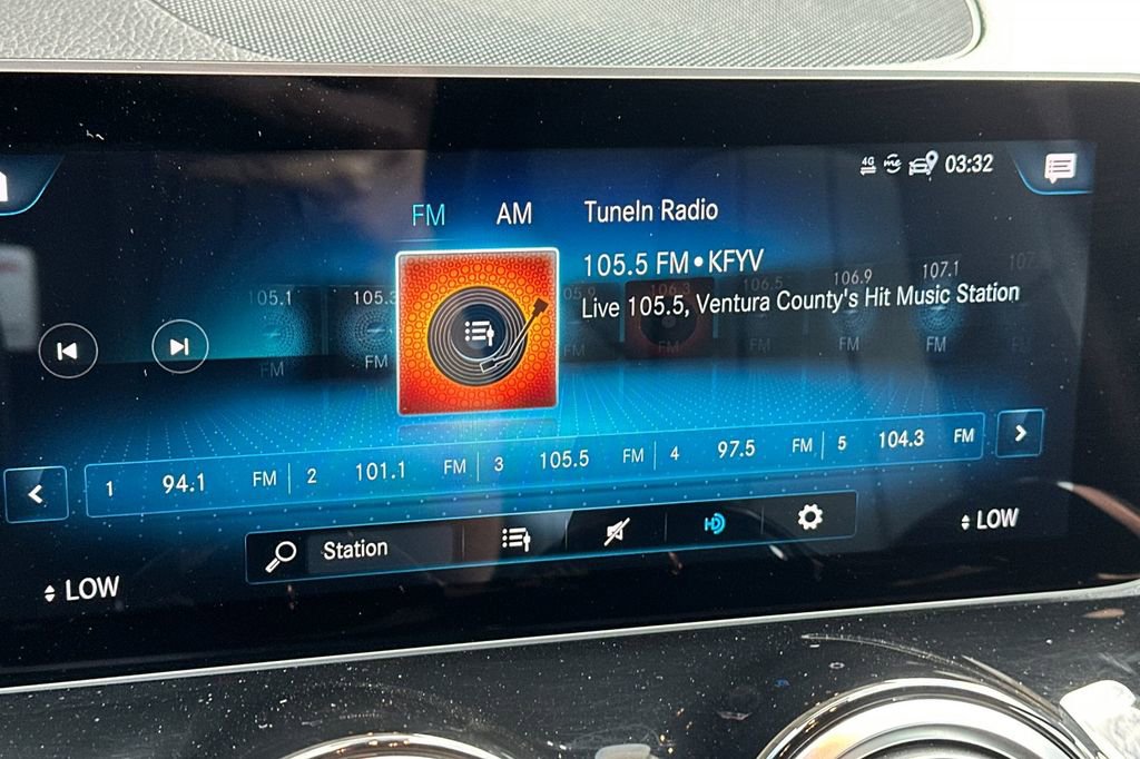 Used 2020 Mercedes-Benz GLB 250 4MATIC image 18