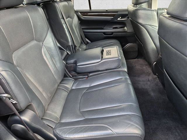Used 2018 Lexus LX 570 4WD image 22