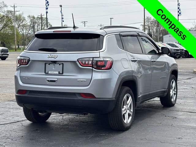 Used 2024 Jeep Compass Latitude AWD/4WD image 31