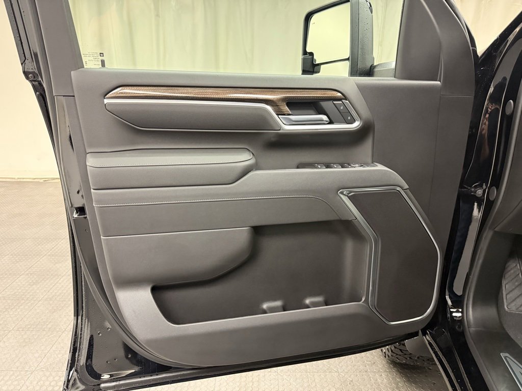 New 2026 Chevrolet Silverado 2500 LT w/ Trail Boss Package image 25