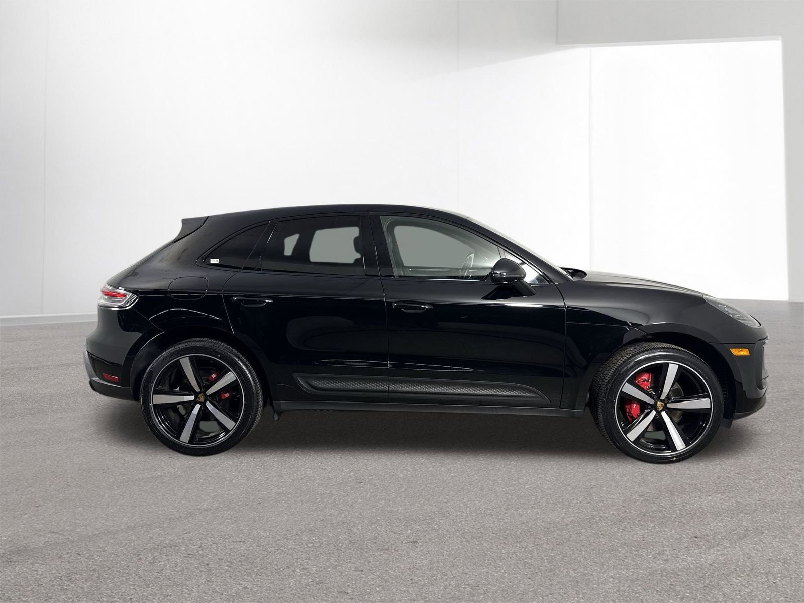Used 2022 Porsche Macan S image 32