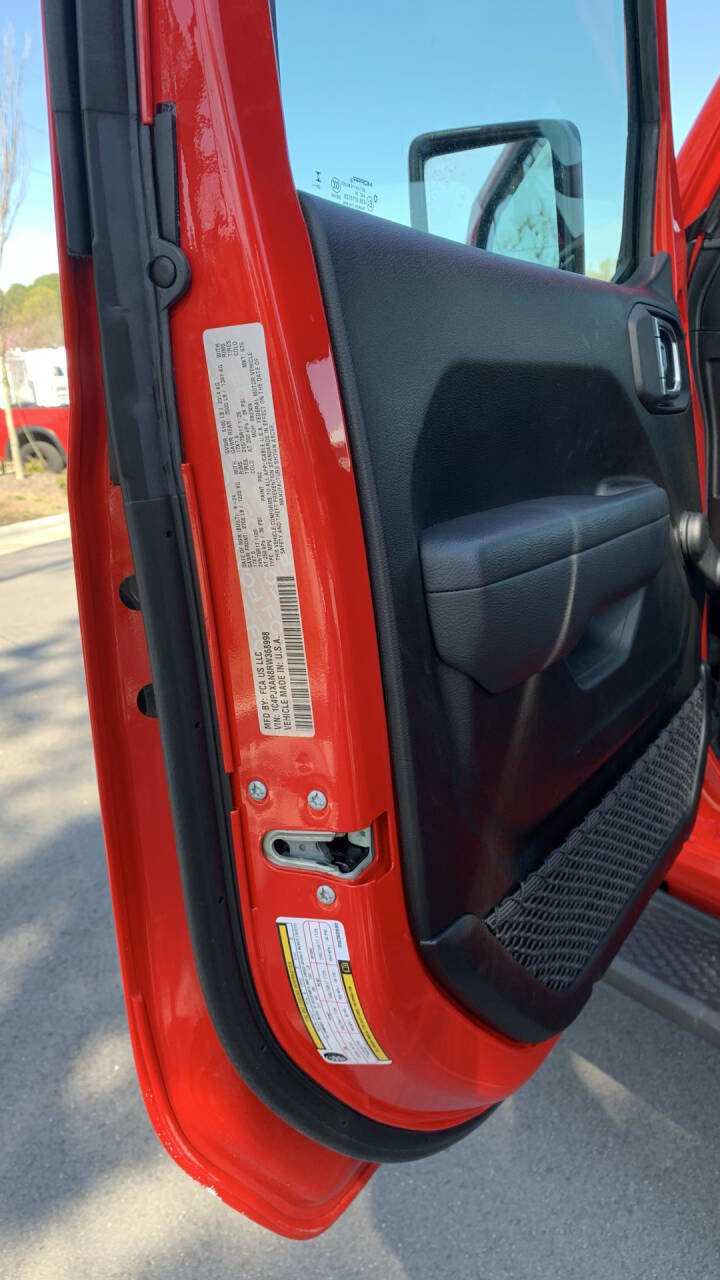 Used 2024 Jeep Wrangler Sport image 51