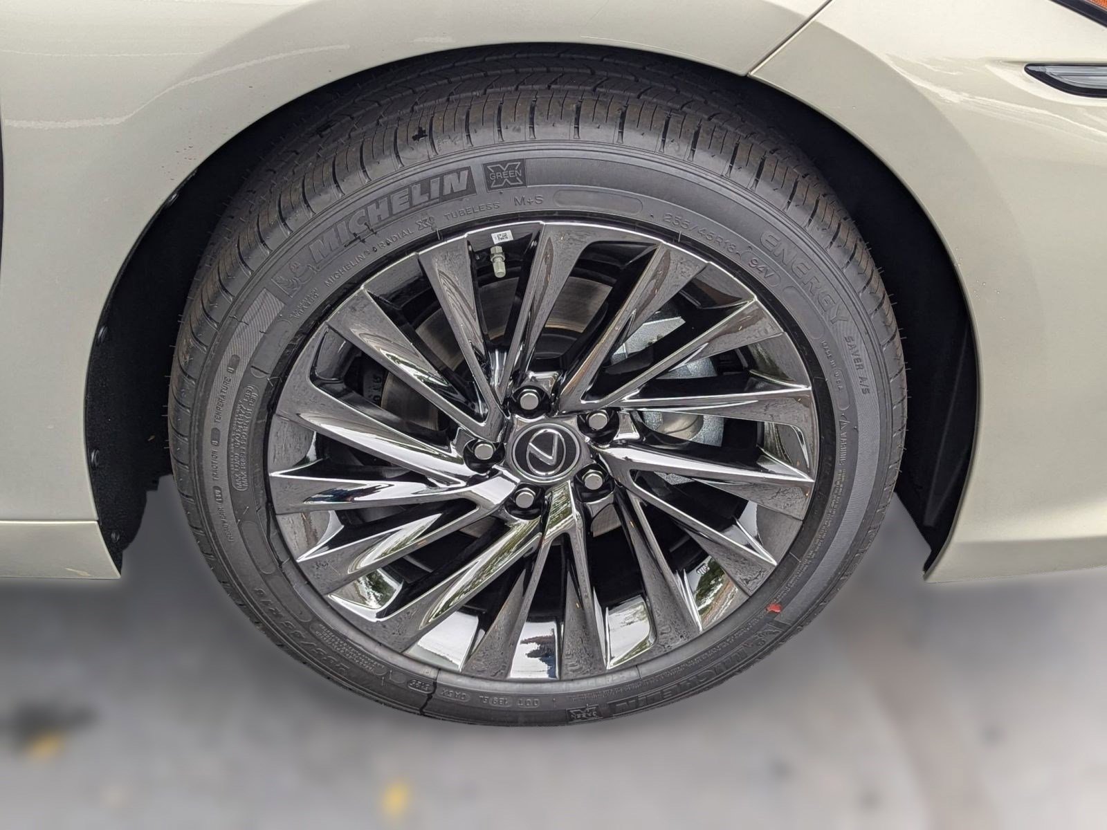 New 2025 Lexus ES 350 Ultra Luxury image 11