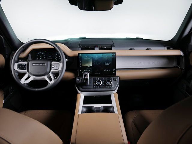 New 2026 Land Rover Defender 130 X-Dynamic SE AWD/4WD image 4
