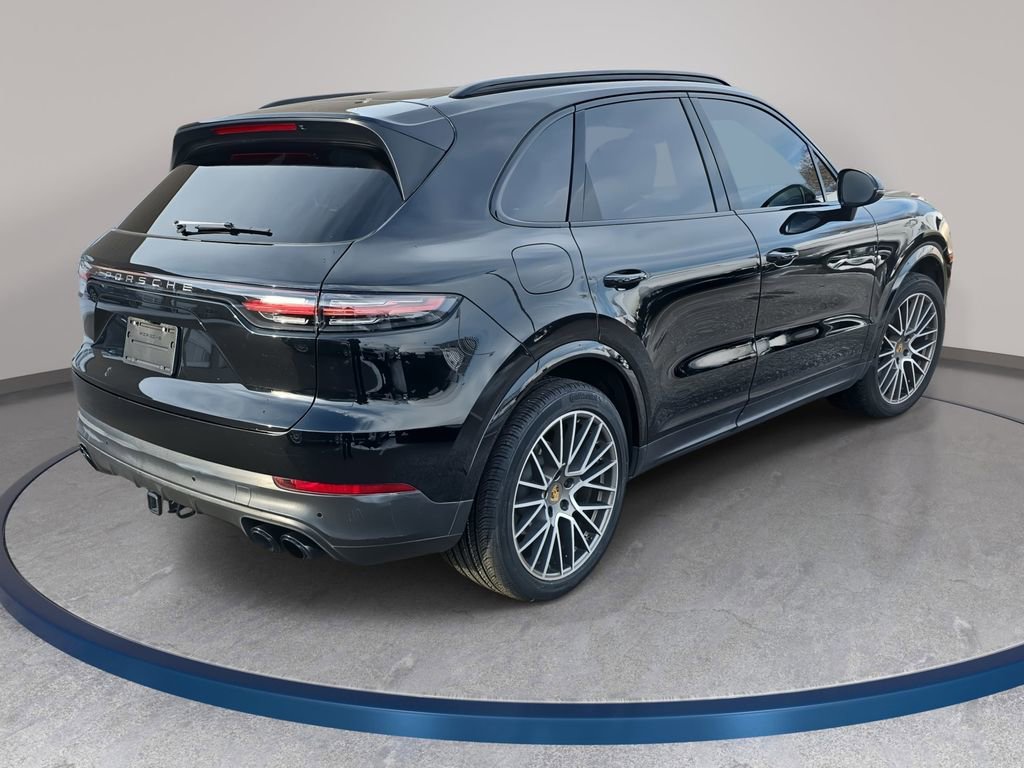 Used 2023 Porsche Cayenne Platinum Edition AWD/4WD image 6