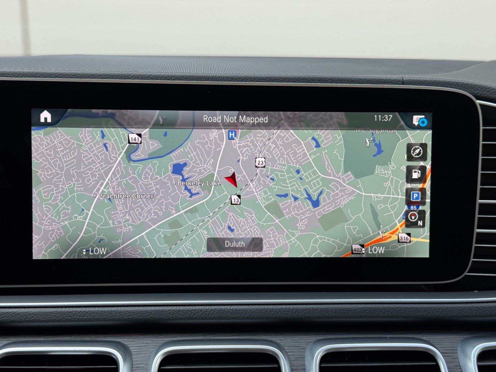 Used 2023 Mercedes-Benz GLS 450 4MATIC image 29