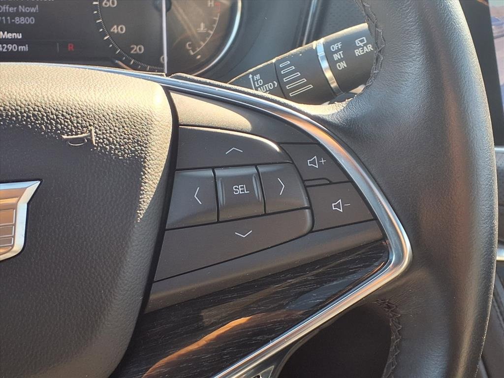 Used 2023 Cadillac XT5 Premium Luxury image 16