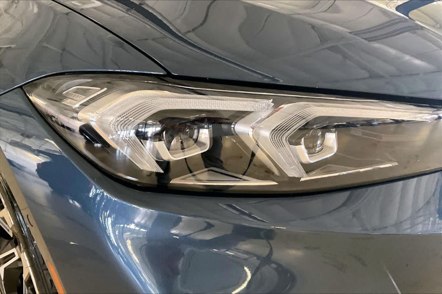 Used 2025 BMW 330i Sedan RWD image 25