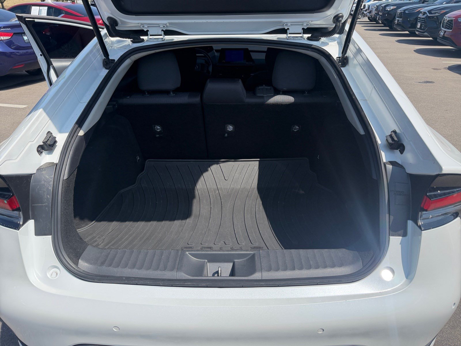 Certified 2023 Toyota Prius LE AWD/4WD image 34