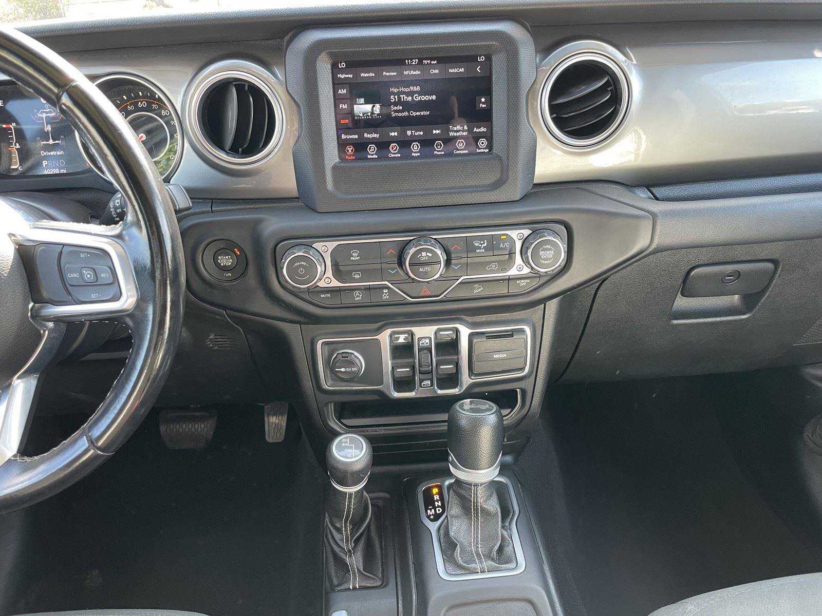 Used 2020 Jeep Wrangler Unlimited Sahara image 18