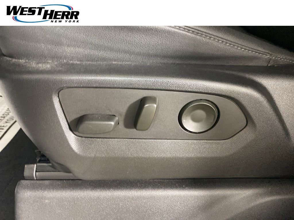 Used 2022 Chevrolet Silverado 1500 RST w/ RST All Star Premium Package AWD/4WD image 15
