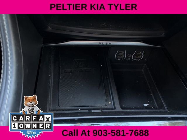 Used 2023 Chrysler Pacifica Limited w/ S Appearance Package image 23