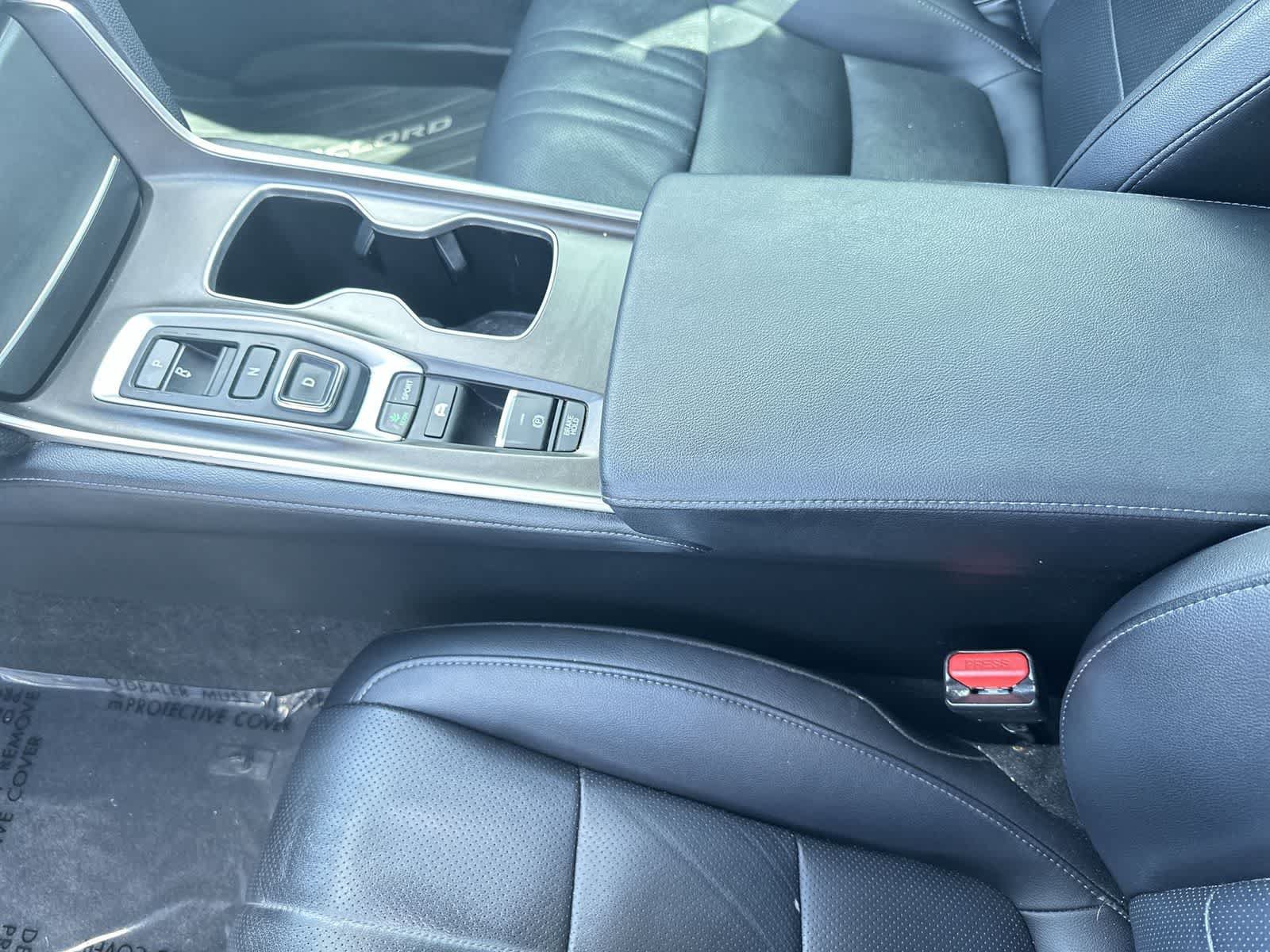 Used 2022 Honda Accord Touring image 19