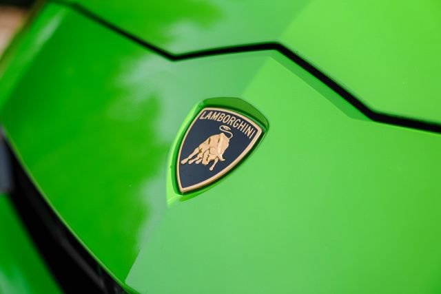 Used 2021 Lamborghini Urus AWD/4WD image 20