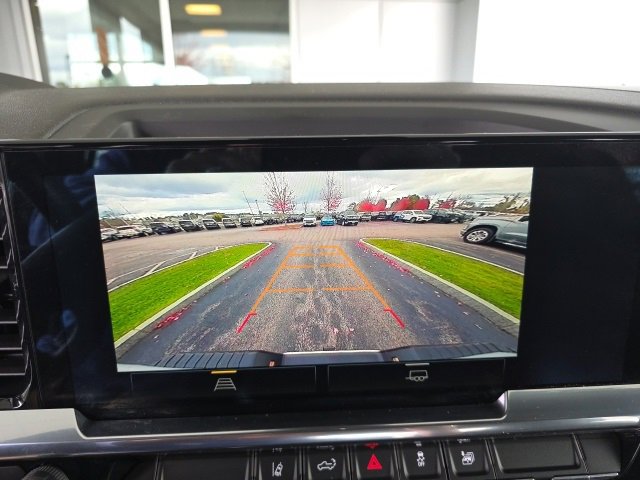 Used 2024 Chevrolet Silverado 2500 LT image 30