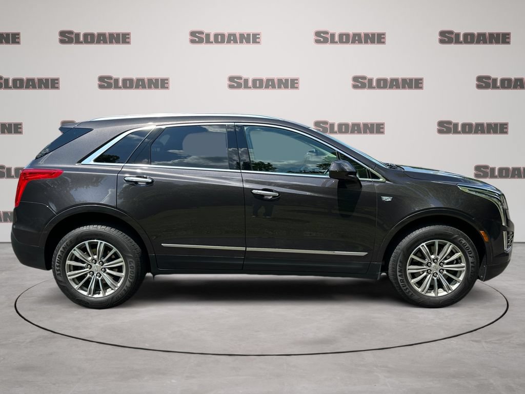 Used 2018 Cadillac XT5 Luxury w/ Driver Awareness Package FWD image 6