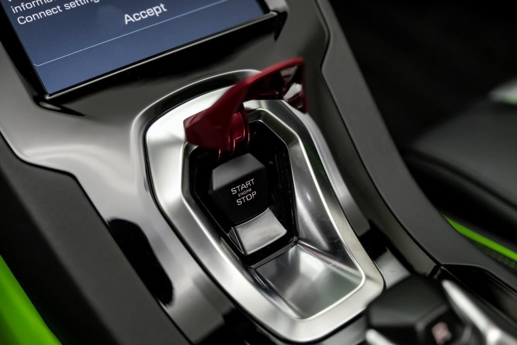 Used 2024 Lamborghini Huracan EVO AWD/4WD image 21