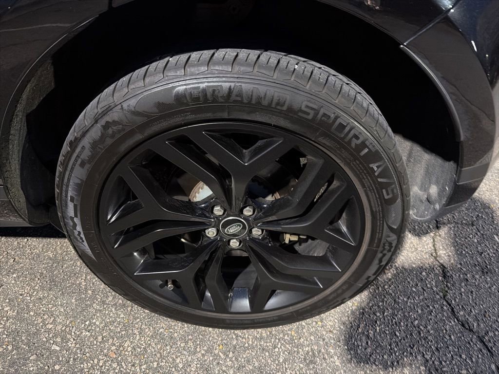 Used 2022 Land Rover Range Rover Evoque SE image 5