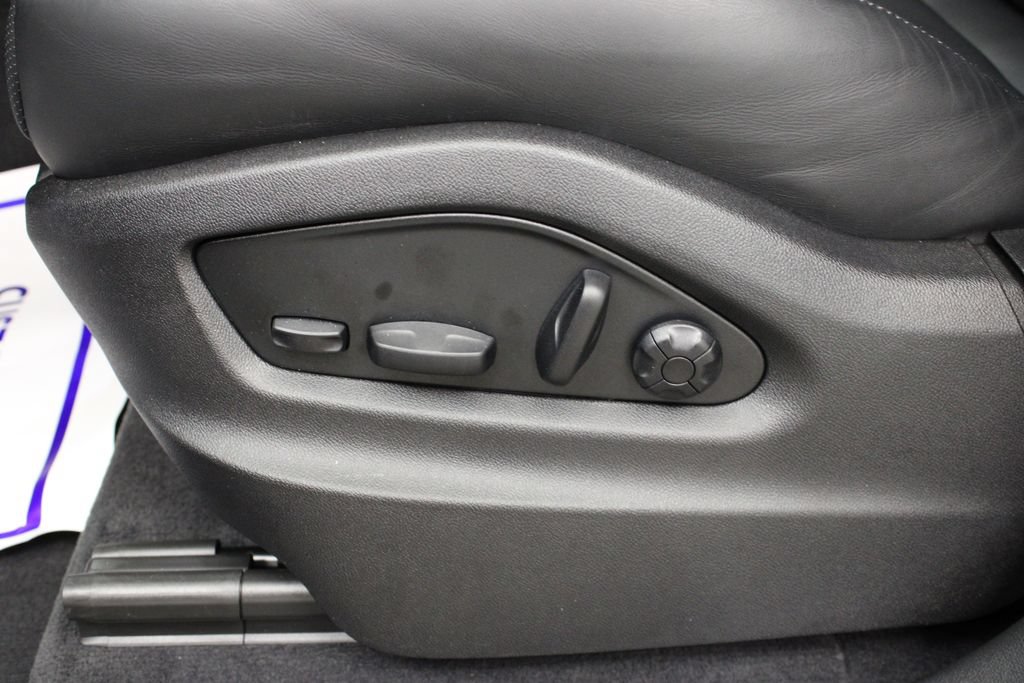 Certified 2026 Porsche Cayenne GTS AWD/4WD image 26