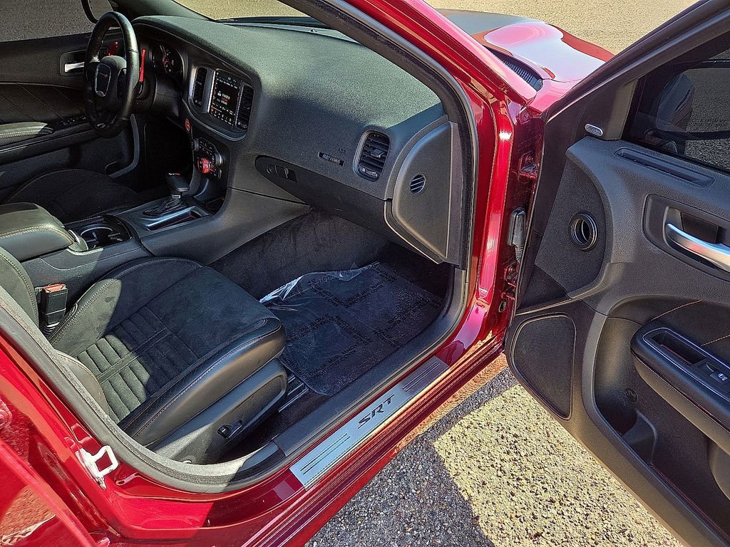 Used 2018 Dodge Charger R/T image 11