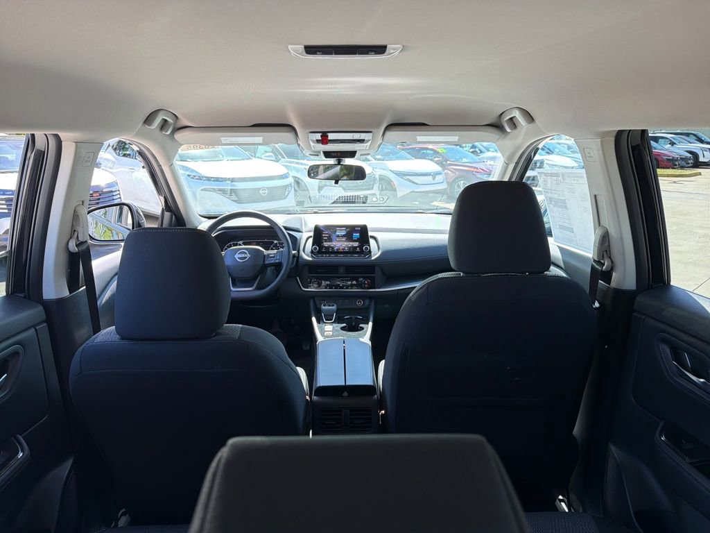 New 2026 Nissan Rogue SV image 32