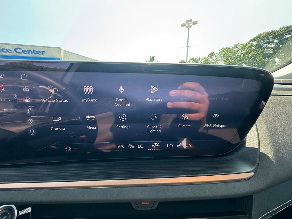 Used 2025 Buick Envision Sport Touring AWD/4WD image 13