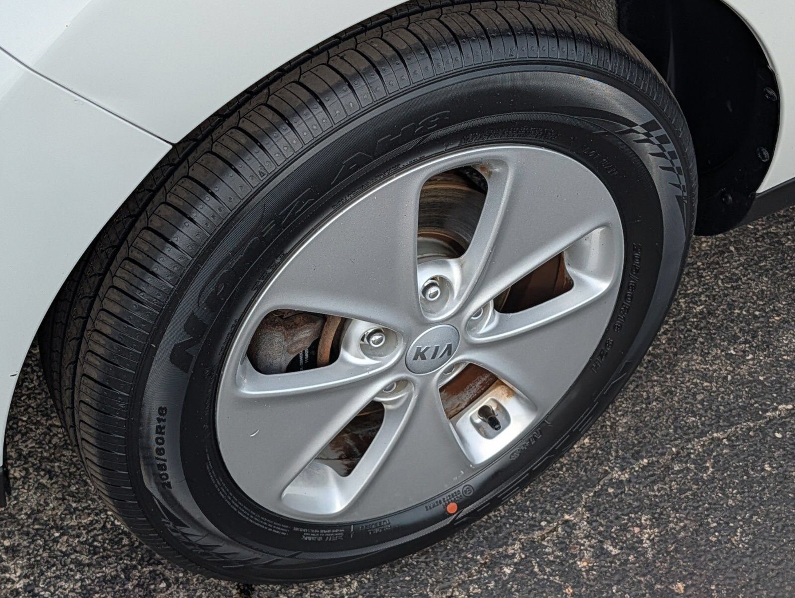 Used 2016 Kia Soul FWD image 13