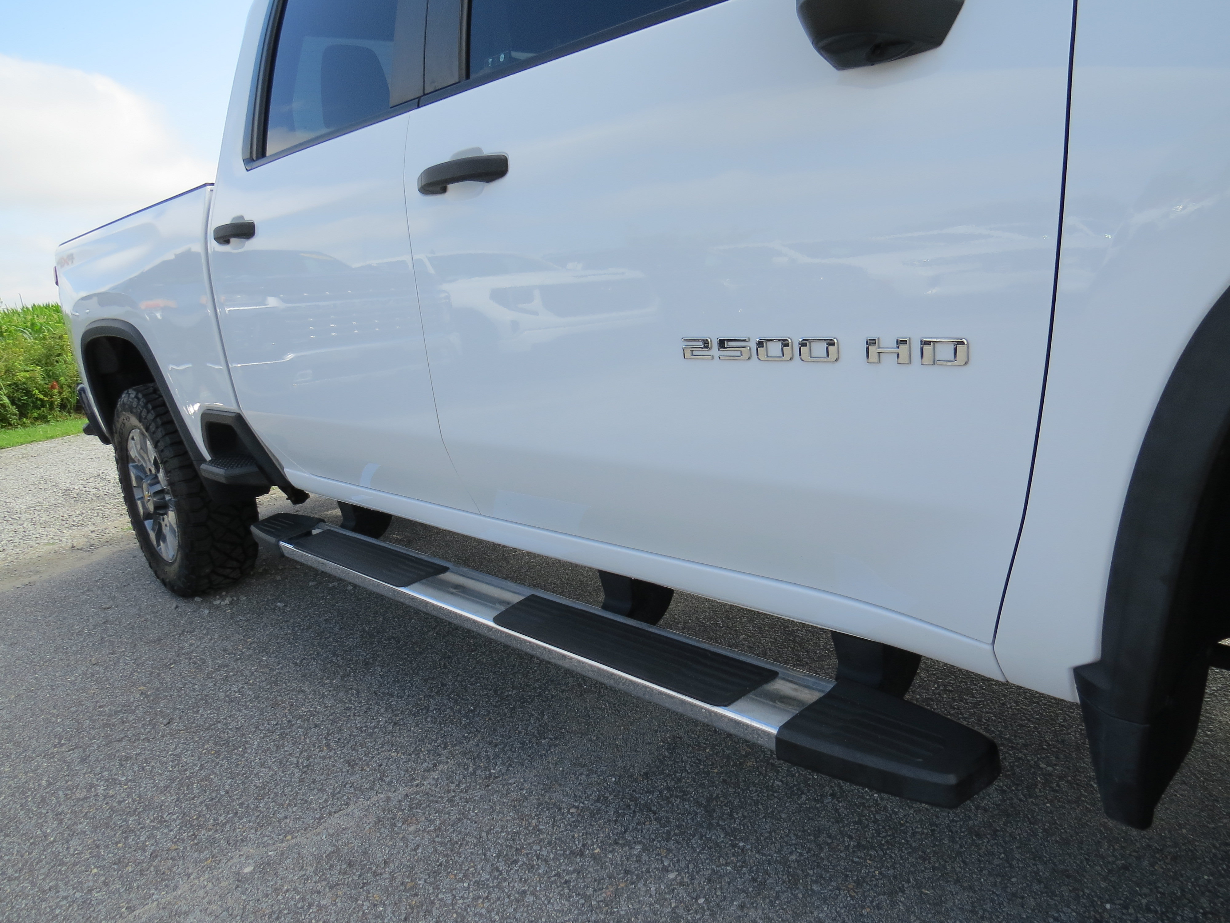 Used 2023 Chevrolet Silverado 2500 Custom w/ Custom Value Package AWD/4WD image 11