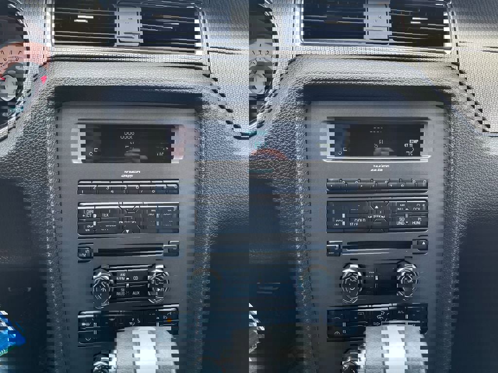 Used 2010 Ford Mustang GT image 22