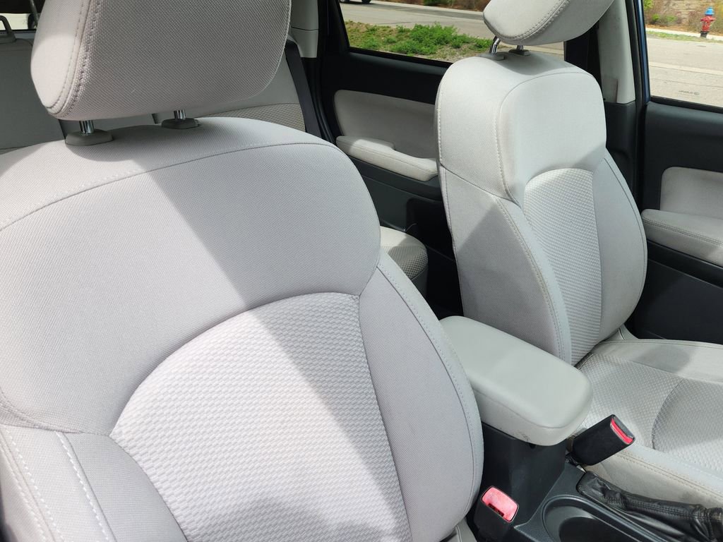 Used 2015 Subaru Forester 2.5i Premium w/ All-Weather Package AWD/4WD image 17