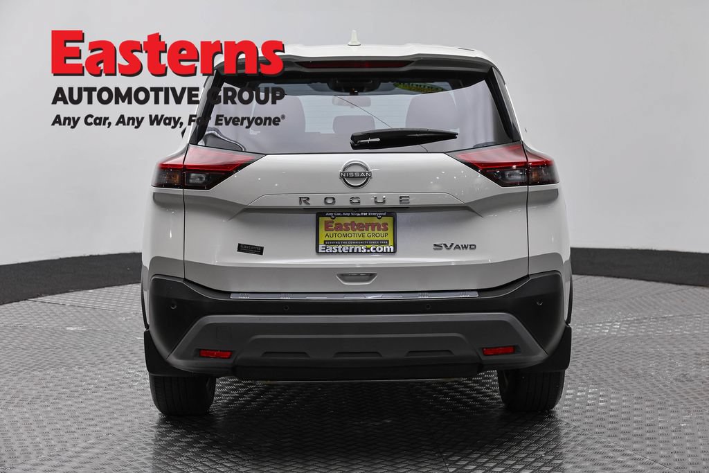 Used 2023 Nissan Rogue SV AWD/4WD image 8