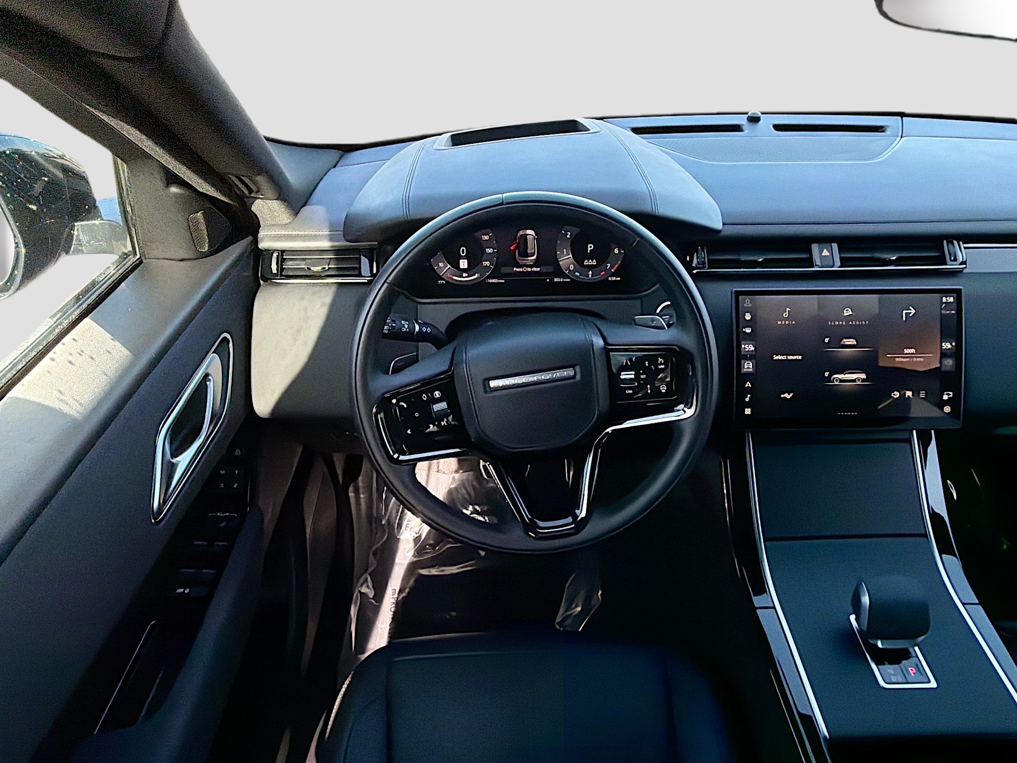 Used 2026 Land Rover Range Rover Velar Dynamic SE AWD/4WD image 17