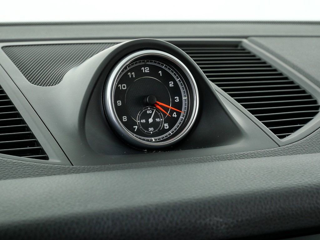 Used 2017 Porsche Macan AWD image 16