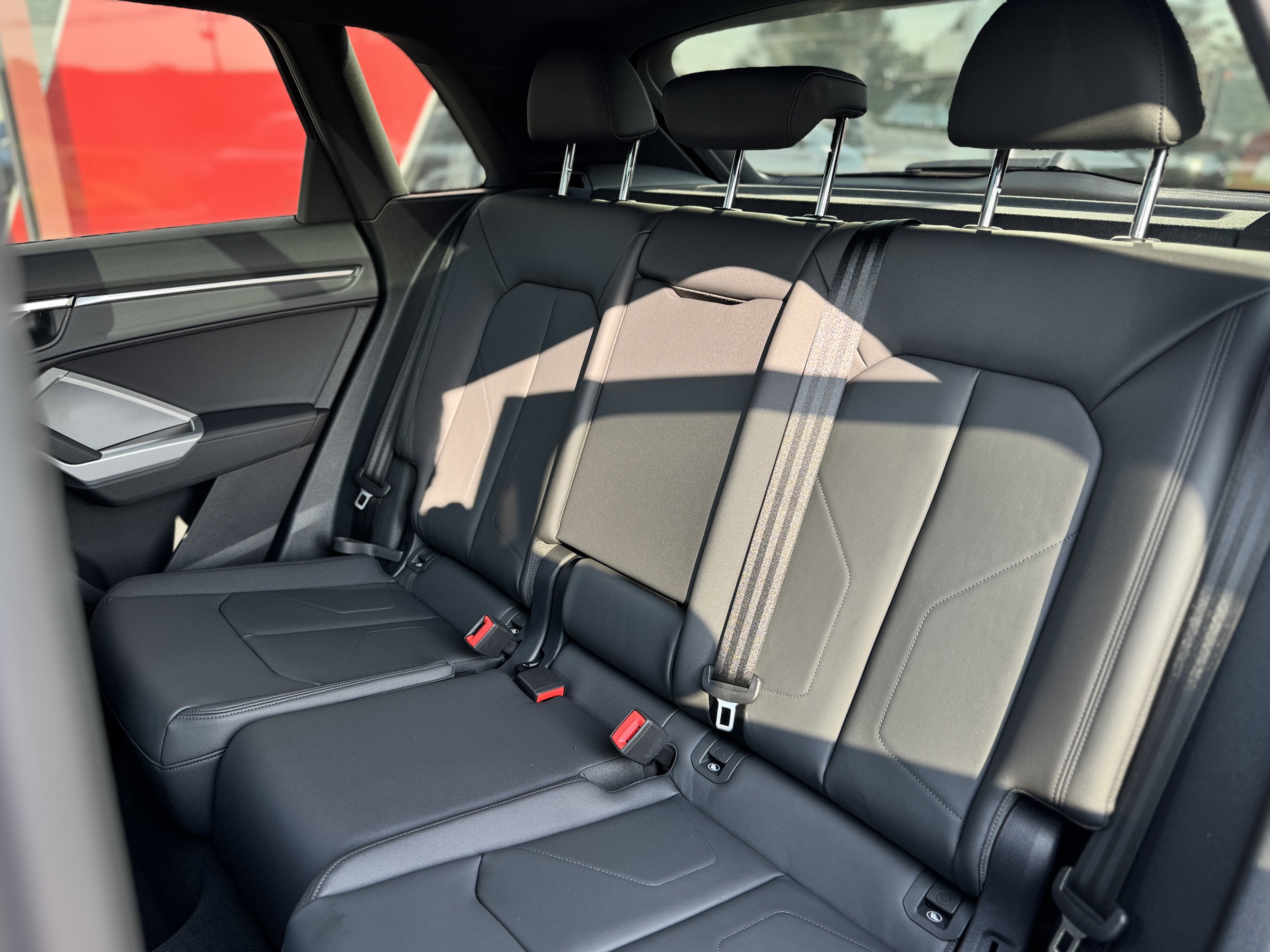 New 2025 Audi Q3 2.0T Premium Plus image 16