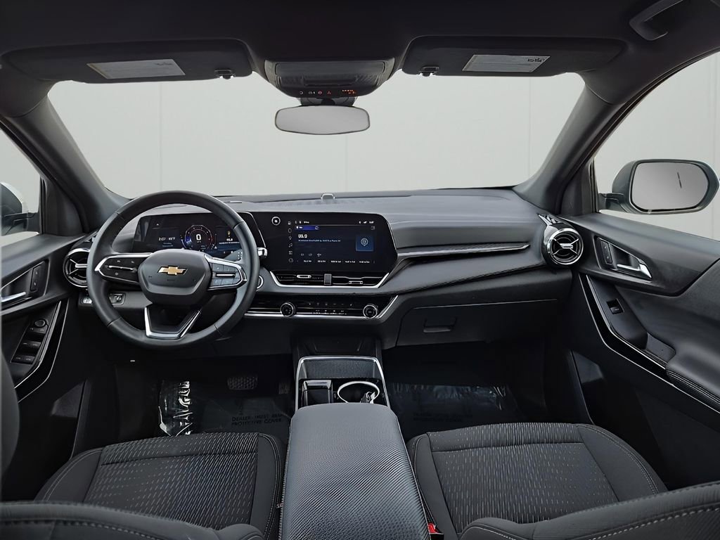 Used 2025 Chevrolet Equinox LT AWD/4WD image 22