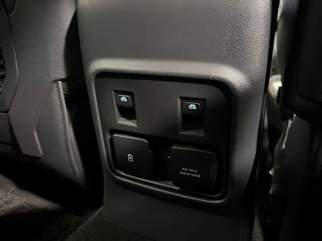 Used 2024 Ford Bronco Badlands image 34