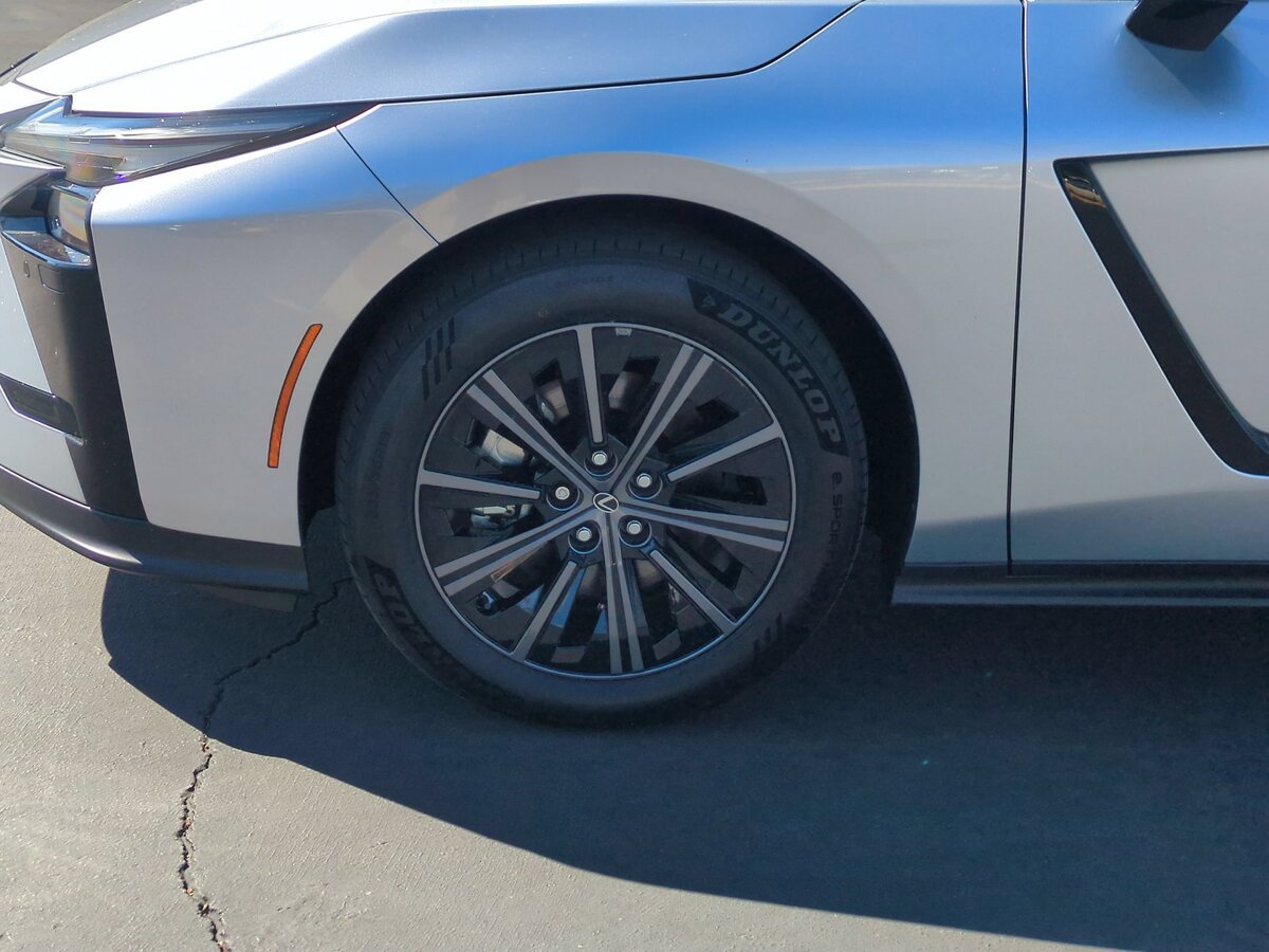New 2026 Lexus ES 350e w/ Convenience Package FWD image 9