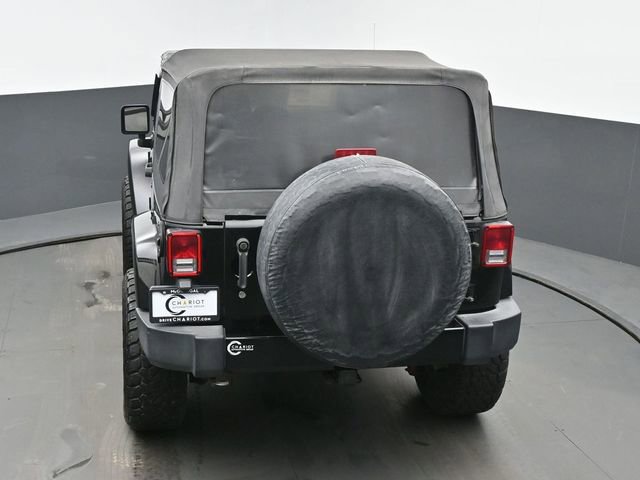 Used 2017 Jeep Wrangler Sahara w/ Connectivity Group image 37