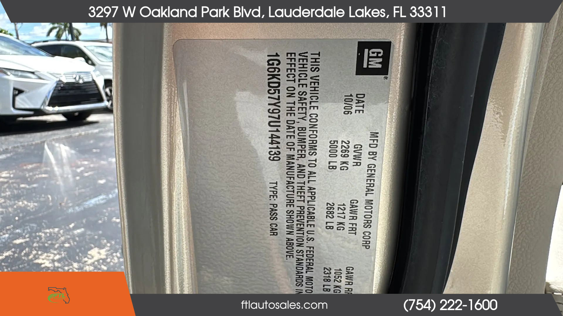 Used 2007 Cadillac DTS w/ Trunk Convenience Package image 85