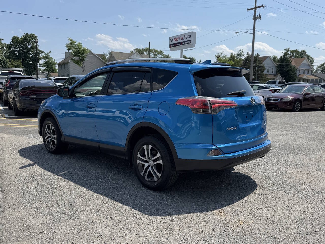 Used 2018 Toyota RAV4 LE AWD/4WD image 20