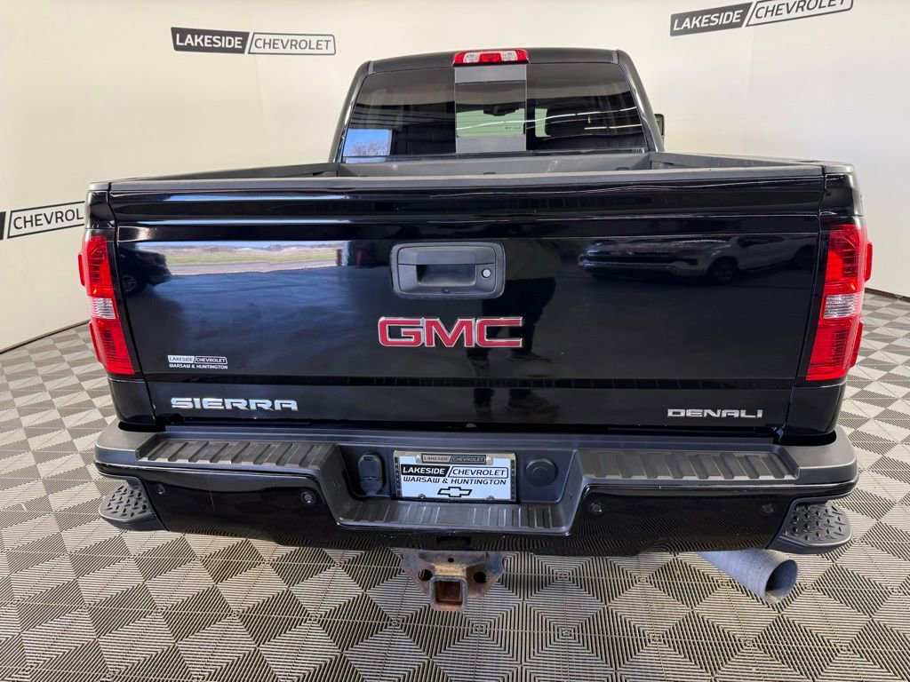 Used 2016 GMC Sierra 2500 Denali image 5