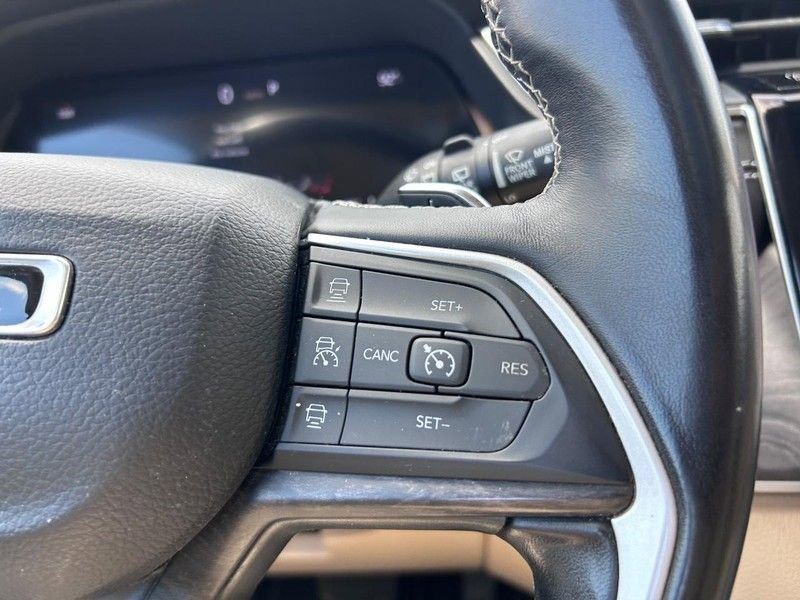 Used 2022 Jeep Grand Cherokee L Limited image 17