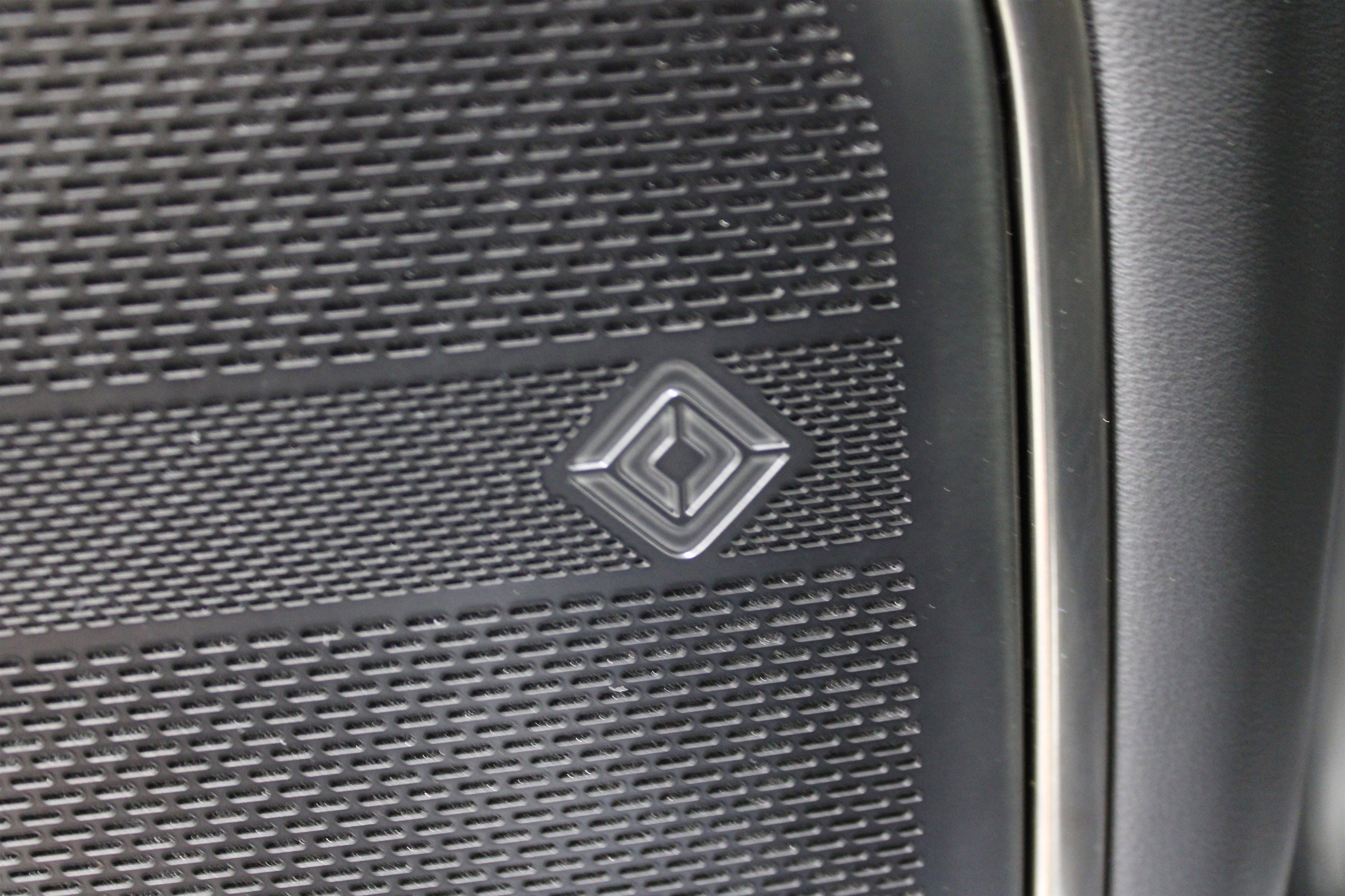 Used 2023 Rivian R1S Adventure image 8