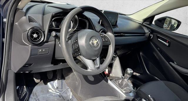Used 2017 Toyota Yaris iA FWD image 11
