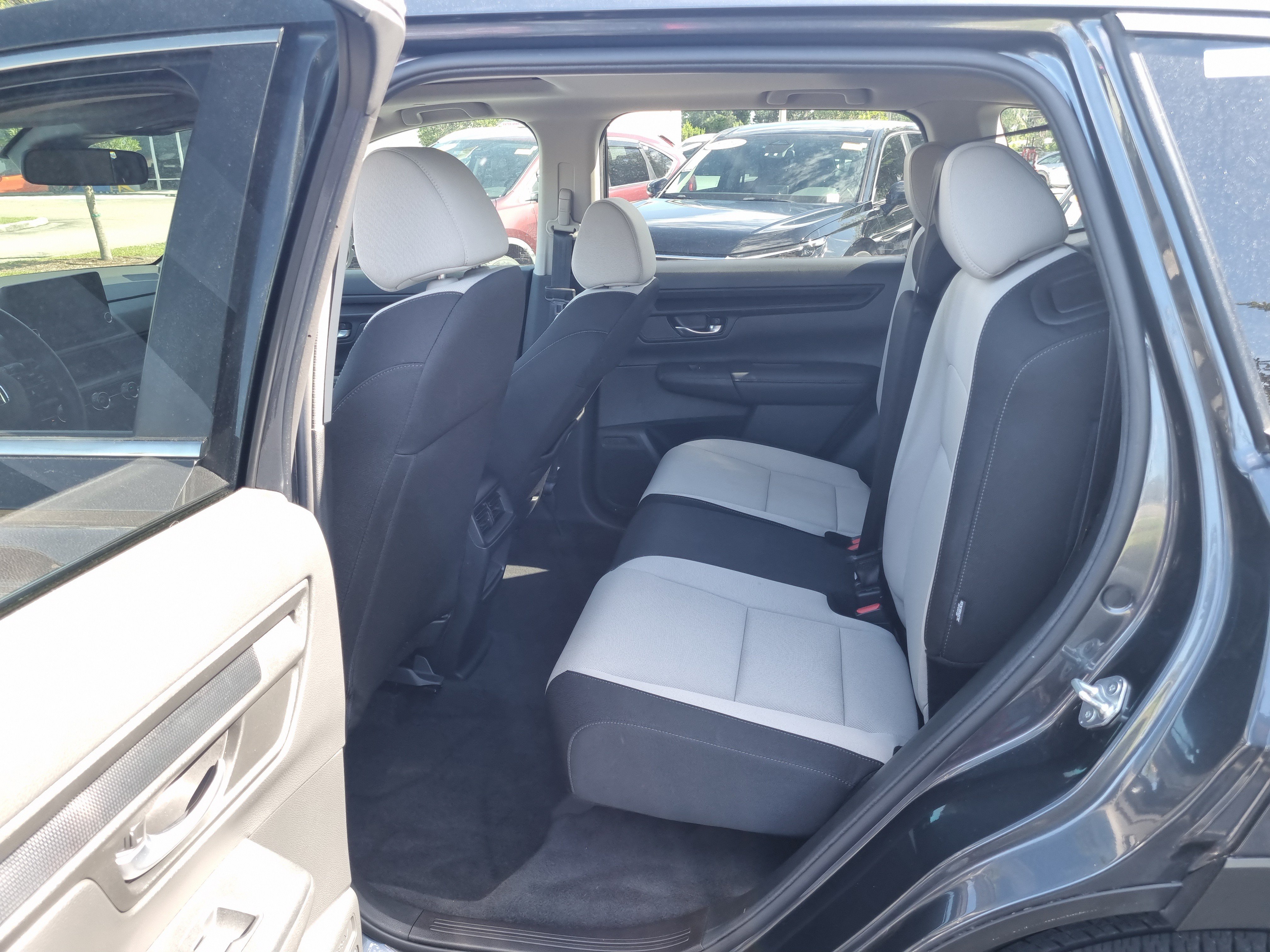 Used 2024 Honda CR-V EX image 13