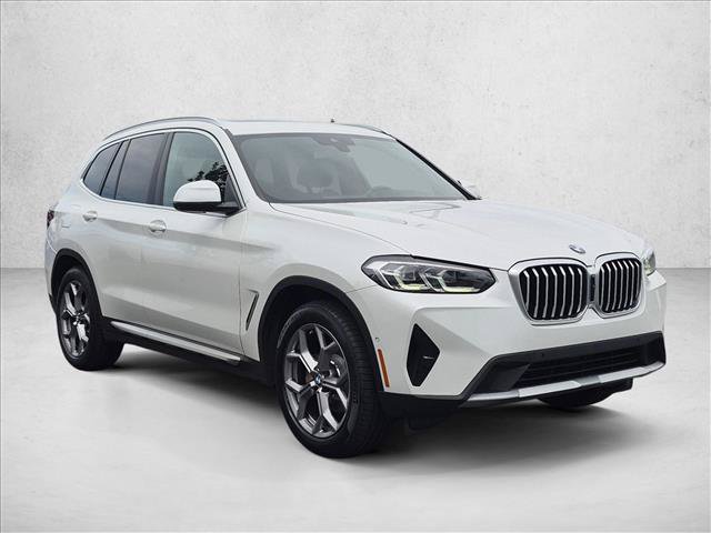 Used 2024 BMW X3 sDrive30i w/ Convenience Package RWD image 3